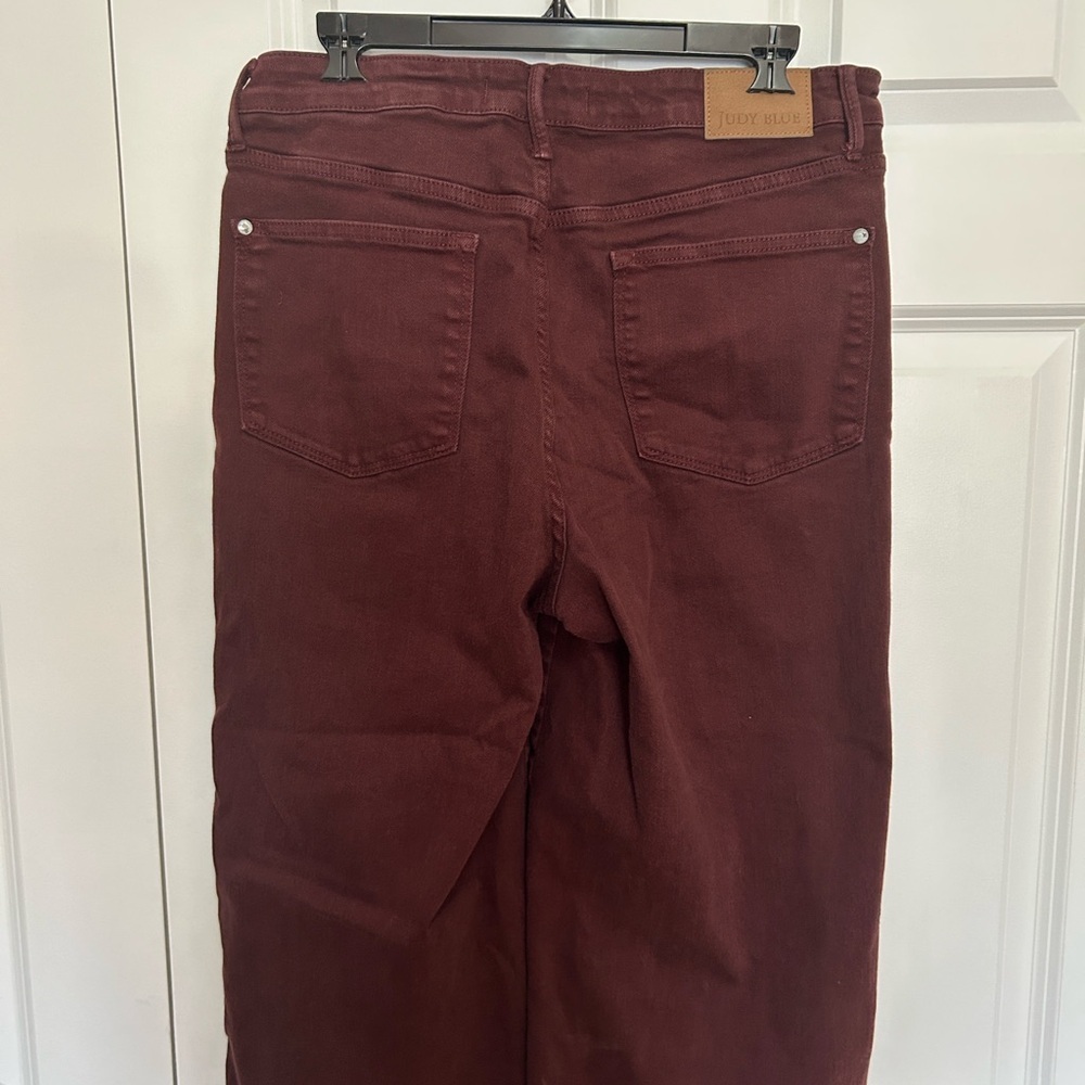 Judy Blue High Waisted Tummy Control Oxblood Red Wide Leg Cropped Jeans - Picture 8 of 11